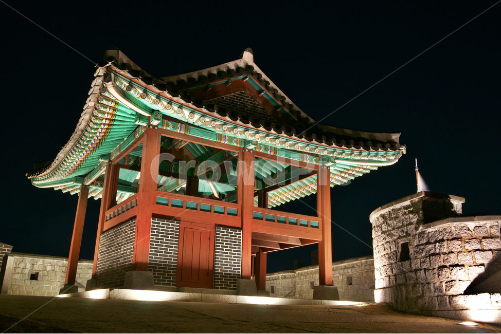 서북각루,관측소,수원화성,팔달산,수원,유네스코세계문화유산,야경,야경,밤,풍경,nightscape,night,landscape,한국전통,한국문화,korean traditional,korean culture,건축물,건물외관,exterior,building,structure,architecture,construction,건물