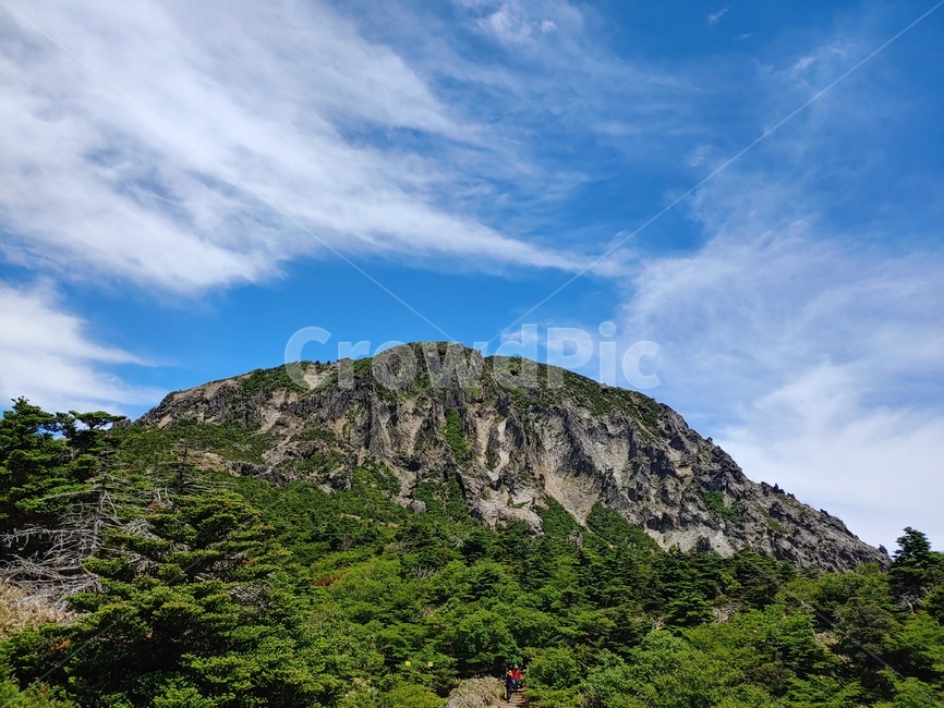하늘,산,구름,들판,숲,mountain,sky,clouds,green,초록,등산,한라산,배경