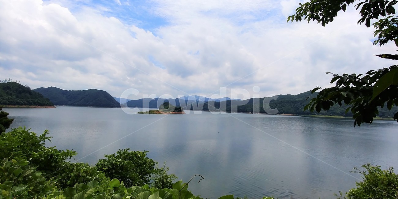 용담호,용담다목적댐,용담댐,금강상류,인공호수,자연,풍경,nature,landscape,land,땅,outdoors,옥외,water,물,ocean,대양,sea,바다,shoreline,해안선