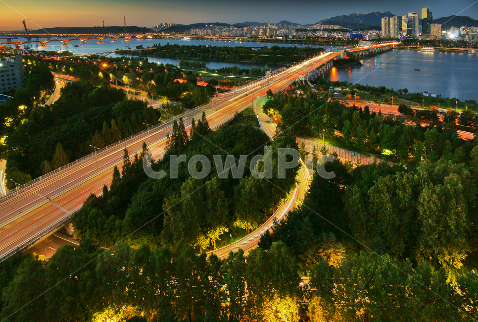 교차로,야경,양화대교,궤적,한강,첼로포인트,야경,밤,풍경,nightscape,night,landscape,도시,city,한국도시풍경,한국도시경관,korea cityscape,nature,자연,scenery,outdoors,옥외,경치,aerial view,조감도,road,도로