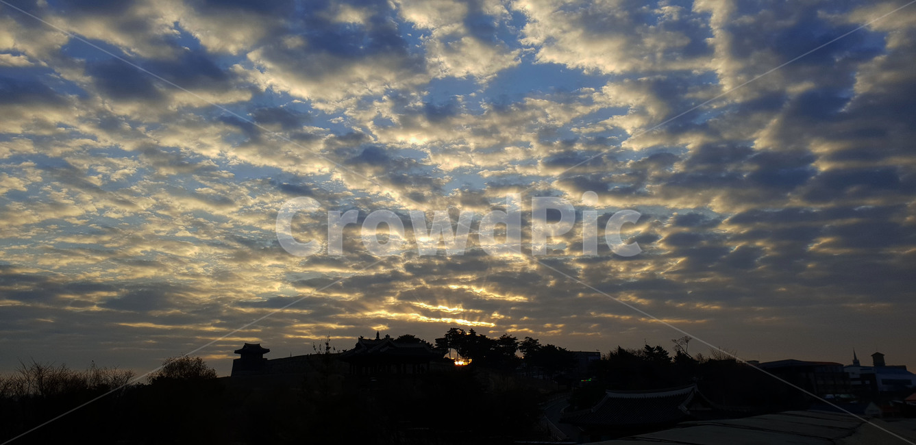 자연,하늘,sky,구름,햇빛,sunrise