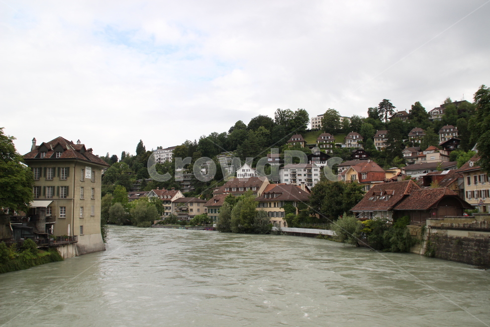 스위스,베른,주택가,swiss,bern,residentialarea,도시,풍경,city,landscape,해외,외국,세계,foreign,oversea,world,세계도시풍경,해외도시풍경,외국도시풍경,world cityscape,building,건물,water,물,castle,성,architecture,건축물