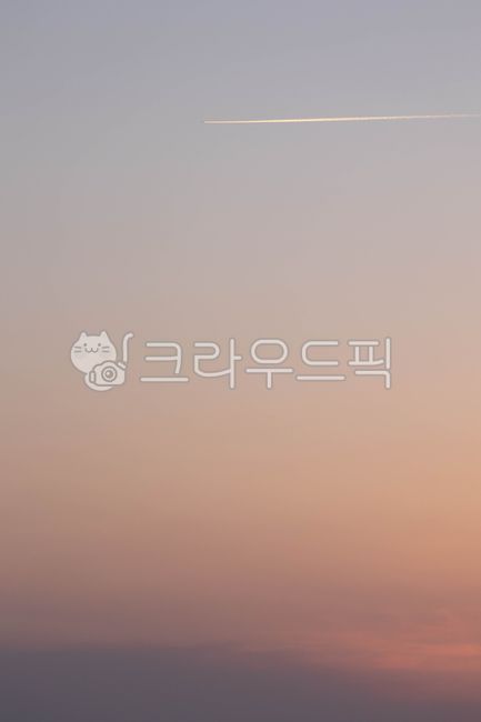 sky,pink,cell phone,Emotional photo,cloud,airplane,cell phone wallpaper,red light,Emotion,gradation,Wallpapers