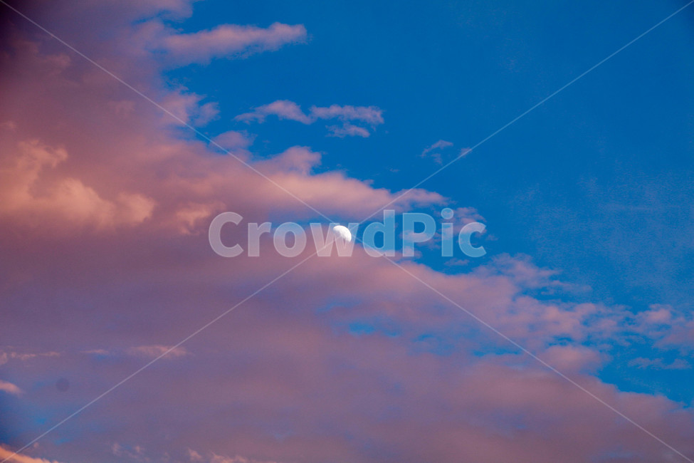 cloud,sky,moon,cloudy moon,Sunny