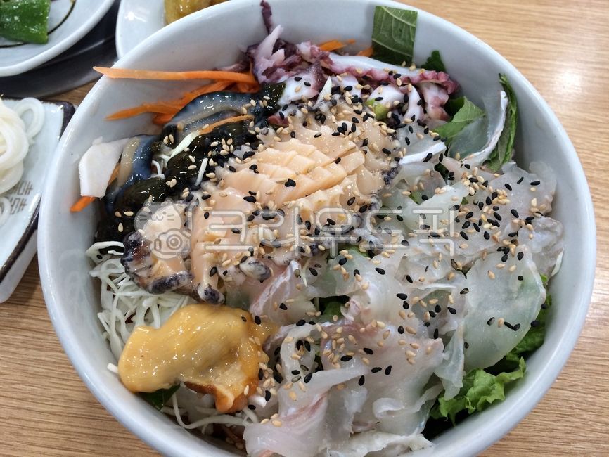 food,음식,회,물회,전복물회,식사,회덮밥