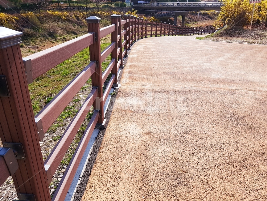 봄,잔디,개나리,4월,파릇파릇,하늘,하천,노란색,초록,산책로,나무