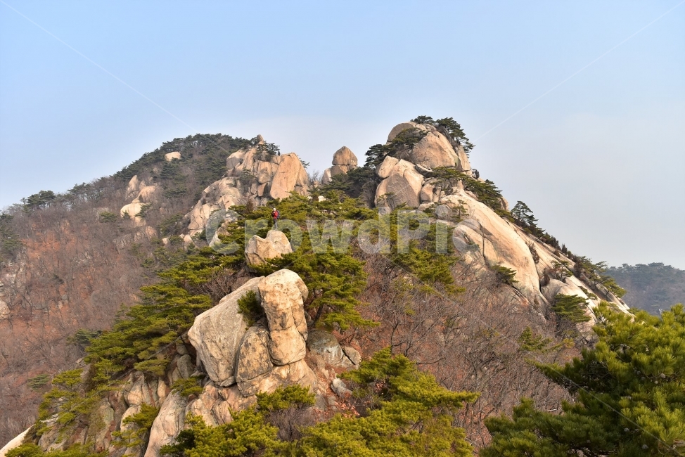 도봉산,풍경,자연,국립공원,서울,도심지,명산,겨울,힐링,산행지,국내여행,자연풍경,산사진,기암,바위,기암절경,Seoul,Korea,National,Park,비경,산행,등산,트레킹,100대명산,바위산,오봉,우이암,선만자,주봉,암릉,사진,감성,장관,조망,자연,풍경,nature,landscape,한국자연풍경,한국자연경관,korea nature landscape,outdoors,옥외,cliff,낭떠러지