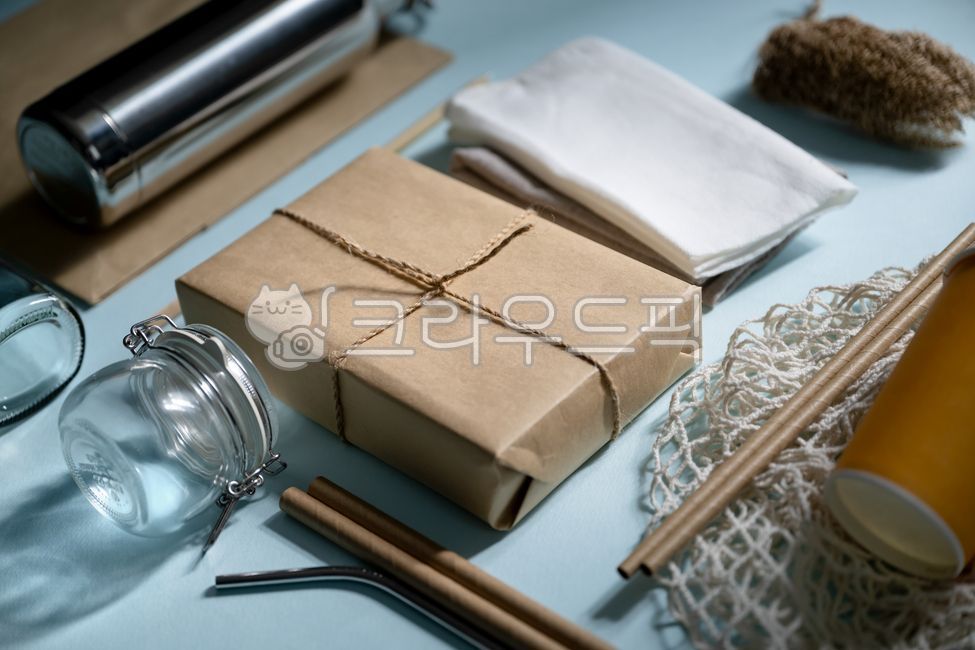 Reduce plastic,shadow,sustainable,plogging,paper straw,recyclables,zero waste,Ecofriendly materials,minimalism,Scrubbers,Reduce waste,recycle,bamboo toothbrush,environment day,dishcloth,recycled paper,glass,environmental,green,top view,No plastic,natural 