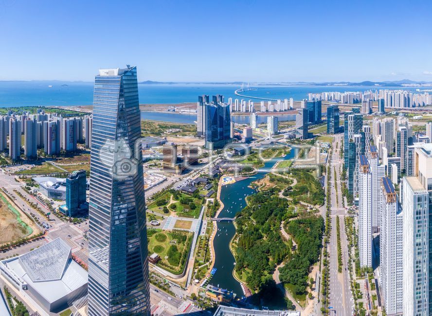 Central Park,Songdo,Incheon,Songdo Park,Songdo International City,Incheon Free Economic Zone,Incheon City,Yeonsu-gu,Park,Building,City,Cityscape,City View,City,Green,Lake,Water,Landmark,Summer,Office,Skyscraper,Building,Cityscape,Ci