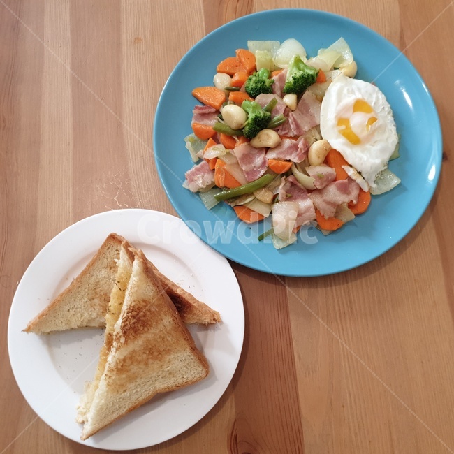브런치,토스트,음식,food,채소,야채,야채볶음,접시,음식,식재료,요리,food,cook,meal,dishes,food reserves,아침식사,조식,브런치,breakfast,brunch