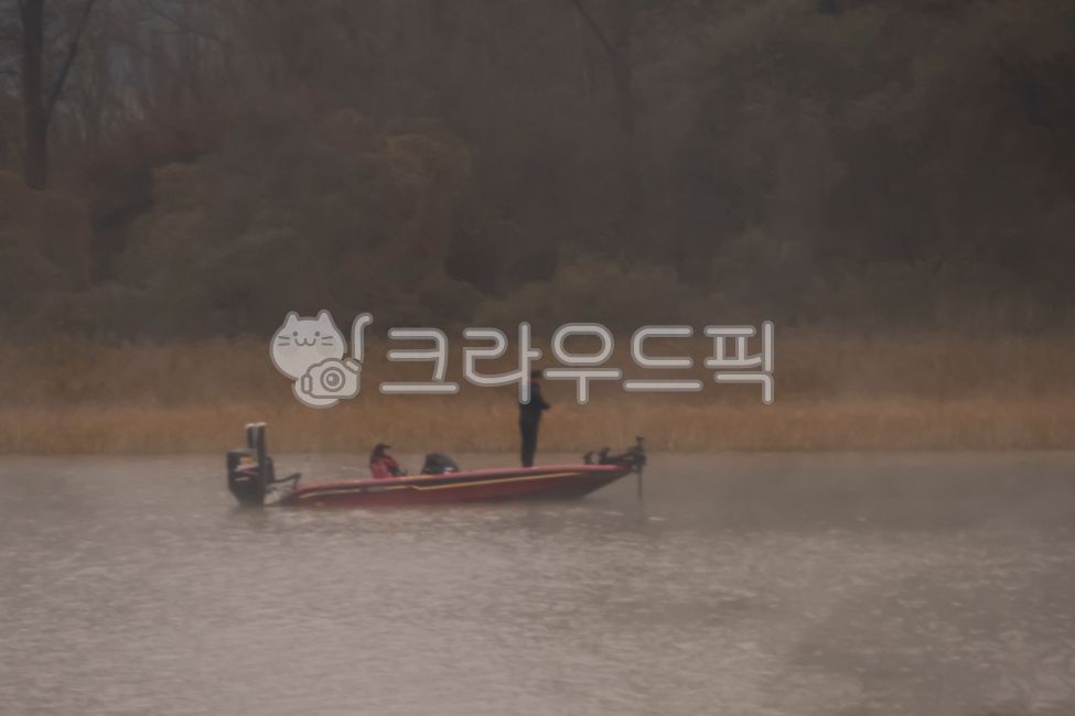 낙시배,물안개,소양강,의암호,춘천,하중도,풍경
