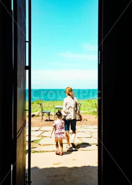제주도,제주,여행,하늘,sky,파란하늘,카페,커피숍,애월,몽상드,몽상드애월,제주도,jeju,jeju island,사람,인물,인간,human,person,가족,패밀리,family,어린이,어린아이,child,children,kid,여행,휴가,traveling,vacation,trip,색깔,색상,색채,색감,color sense,color sensitivity,feeling of color,clothing,의류,apparel,의복,shorts,반바지
