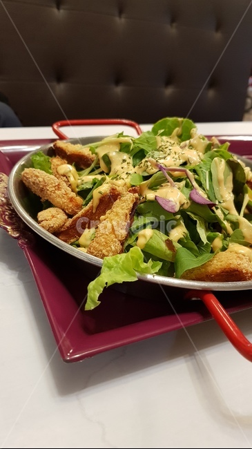 샐러드,카페,음식,분위기,식사,레드,초록,여름