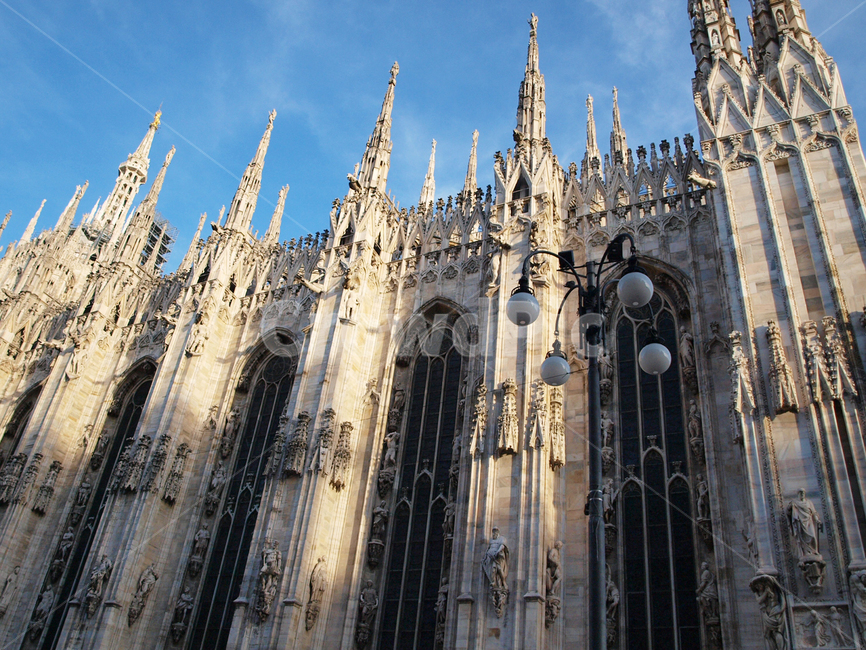 건축물,성당,cathedral,church,건물,architecture,밀라노,milano,두오모,두오모대성당,첨탑,이탈리아
