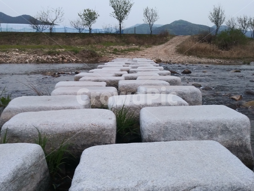 돌다리,하천,강,여정,자연,walkway,보도,path,통로,astonebridge