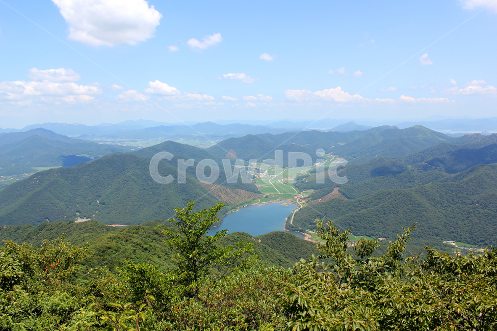 한국,전라도,전라남조,두륜산,산,항공촬영,나무,언덕,호수,강,먼산,풍경,자연,구름,하늘,파란하늘,파랑하늘,맑은,낮,낮하늘,파랑,파란색,블루,그린,녹색,초록색,자연,풍경,nature,landscape,한국자연풍경,한국자연경관,korea nature landscape,outdoors,옥외,mountain,mountain range,산맥