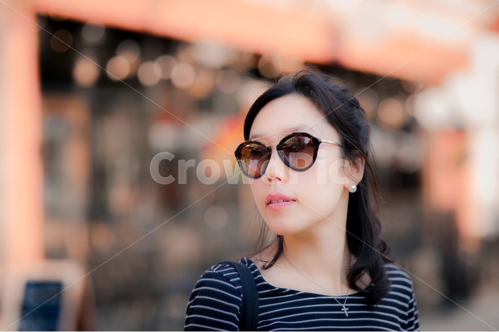 human,인간,person,사람,sunglasses,색안경,accessories