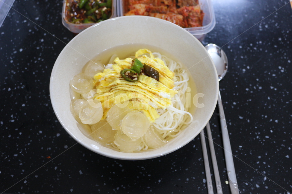 noodle,잔치국수,냉국수,잔치국수요리,계란고명,시원한국수,음식,식재료,요리,food,cook,meal,dishes,food reserves