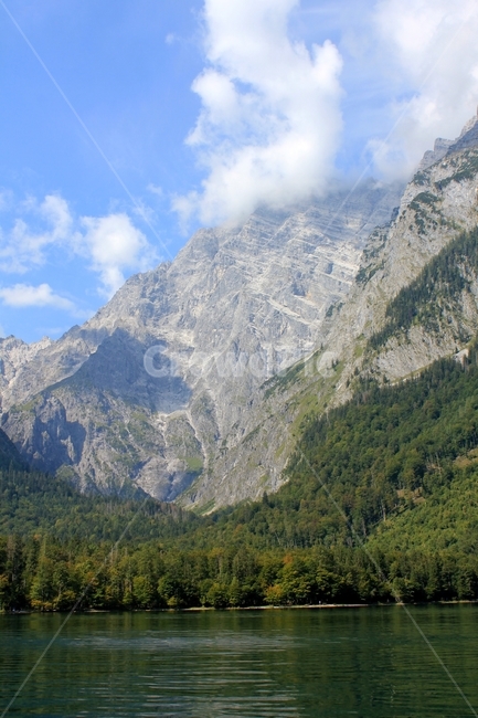유럽,독일,베르히테스가덴,konigssee,퀴니제호수,국립공원,왕의호수,자연경관,산,호수,물,풍경,자연,풍경,nature,landscape,해외,외국,세계,foreign,oversea,world,세계자연풍경,해외자연풍경,외국자연풍경,world nature landscape,outdoors,옥외,mountain range,산맥,mountain,slope,경사,peak,피크