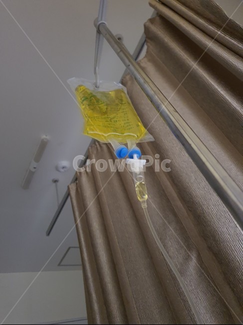 링거,링겔,병원,응급실,간호,입원,건강,아픔,질병,의료,의학,hospital,medical,환자,수액,신체일부,병,주사,ringer,영양제,감기,독감,포도당,clinic