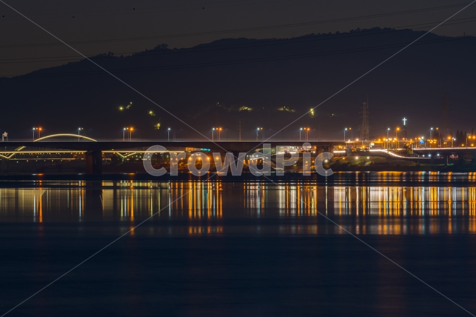 남양주,한강,다리,야경,풍경,풍경사진,landscape,빛,빛줄기,야경,밤,풍경,nightscape,night,landscape,도시,city,한국도시풍경,한국도시경관,korea cityscape,water,물,waterfront,워터 프론트,building,건물