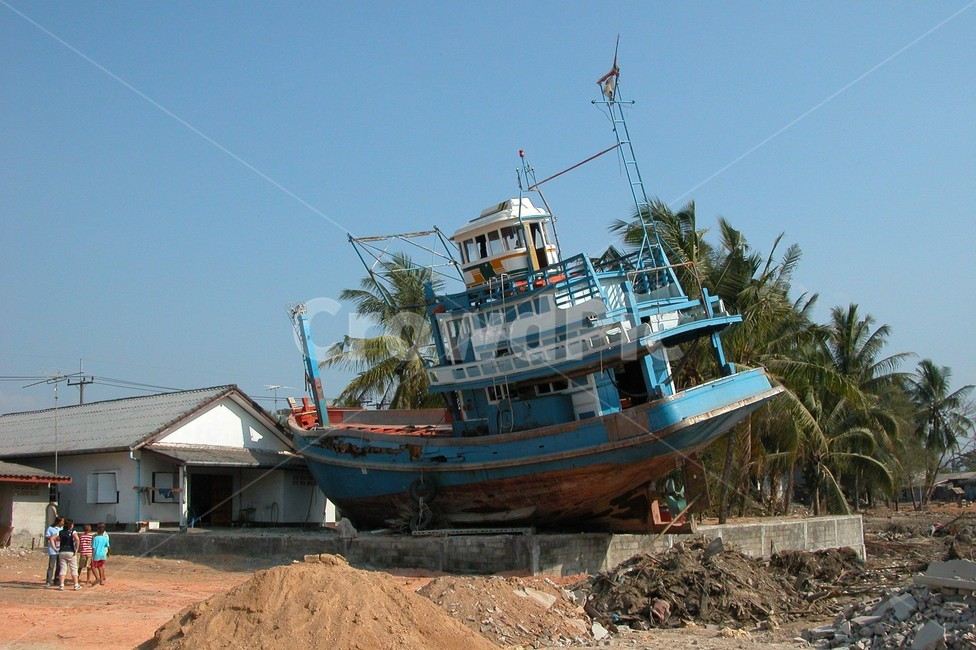 어선,vessel,boat,보트,선박,쓰나미,쑤나미,tsunami