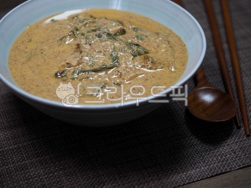 추어탕,한식,보양식,미꾸라지수프,한국음식,음식,요리,미꾸라지탕,영양식,점심식사,저녁식사,국물,수프,전통음식,식사,chueotang,comfortfood,loachsoup,koreanfood,food,cooking,loachtang,nutritionalfood,lunch,dinner,hot,soup,traditionalfood,meal