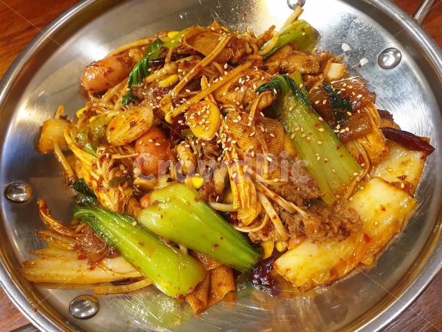 마라,샹궈,식사,dish,요리,food,음식,야채,버섯,청경채,chillypot,배추,hot,음식,식재료,요리,food,cook,meal,dishes,food reserves