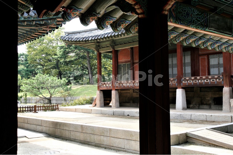 창경궁,고궁,기둥,주춧돌,풍경,한국전통,한국문화,korean traditional,korean culture,건축물,건물외관,exterior,building,structure,architecture,construction