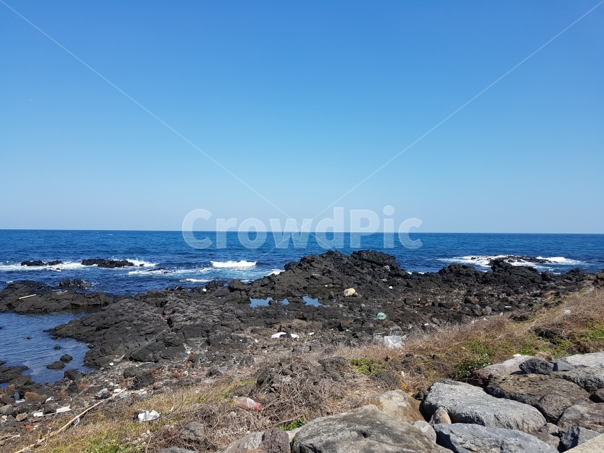 바다,바닷가,해변,하늘,배경화면,파도,제주,자연,풍경,nature,landscape,한국자연풍경,한국자연경관,korea nature landscape,제주도,jeju,jeju island,rubble,파편,ground,바닥