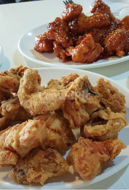 치킨,후라이드치킨,양념치킨,야식,바삭바삭