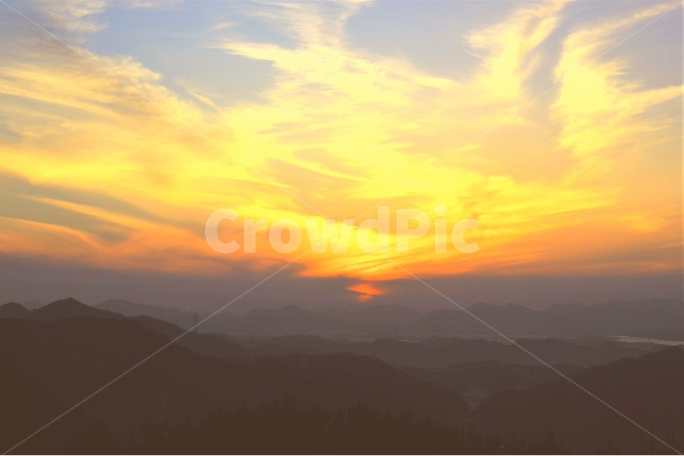 일몰,저녁,저녁풍경,풍경,노을,view,구름,산,자연,풍경,nature,landscape,outdoors,옥외,dusk,황혼,sunset,sky,하늘,dawn,새벽,red sky,붉은 하늘
