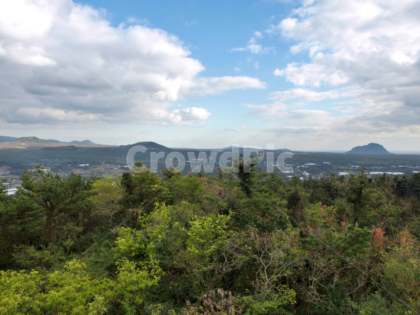 저지오름,올레13코스,올레길,제주,흰구름,푸른하늘,마을,전경,자연,풍경,nature,landscape,outdoors,옥외,weather,날씨