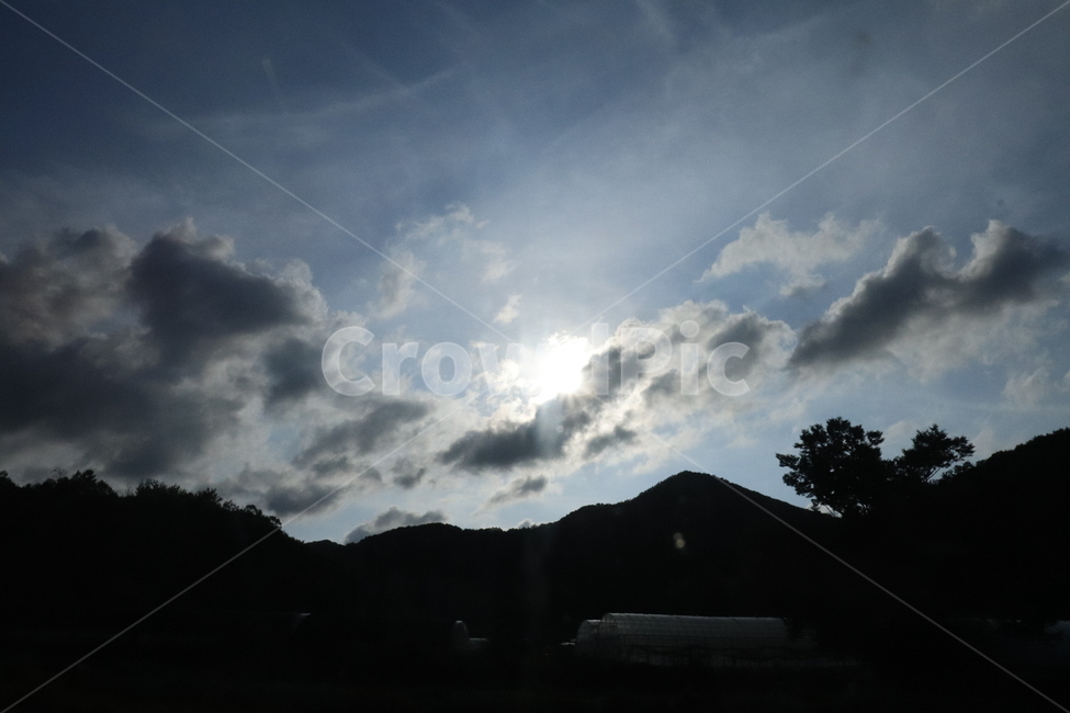 하늘,sky,해질녘,sunset,구름,산,나무,cloud,풍경,힐링,afternoon,시야,view,전망,prospect