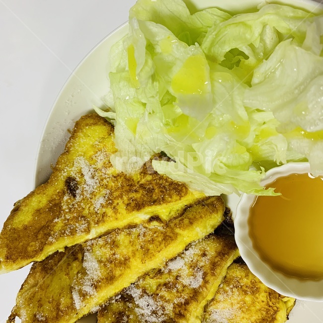 음식,요리,식사,food,cook,dish,meal,샐러드,salad,식재료,프랜치토스트,빵,toast,bread,소스,sauce,시럽,syrup,dessert,디저트,plating