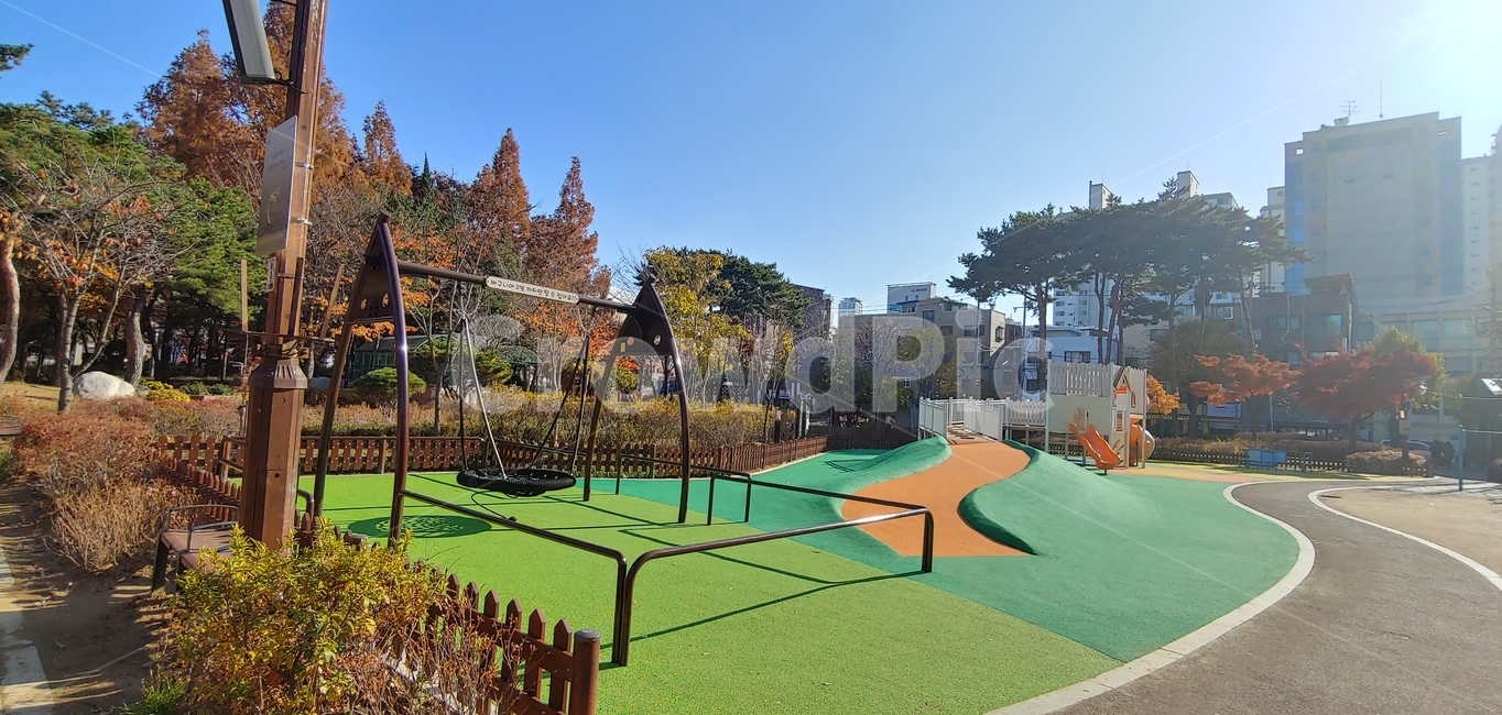 공원,놀이터,아이들,park,그네,어린이,어린이공원,swing,childern,child,playground