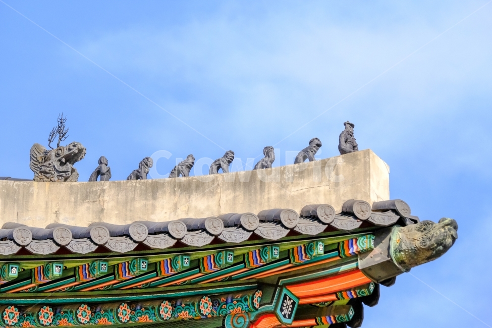 경복궁,처마,잡상,수호신,전통,한국전통,한국문화,korean traditional,korean culture,건축물,건물외관,exterior,building,structure,architecture,construction