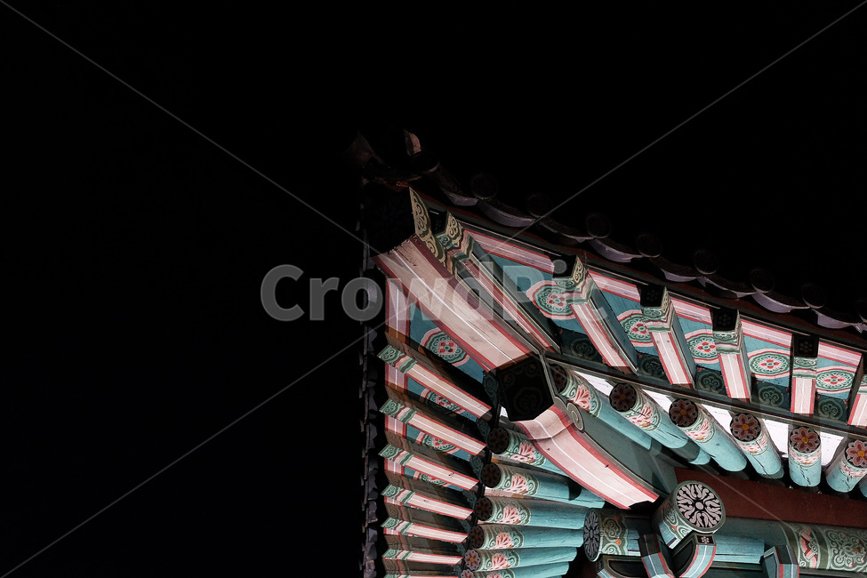 한국,경주,전통적인,한국적인,월정교,처마밑,야경,밤하늘,알록달록,korea,traditional,gyeongju,nightview