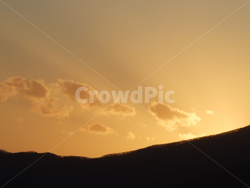 역광,석양,하늘,햇빛,해질녘,자연,풍경,nature,landscape,실루엣,그림자,silhouette,shadow,flare,플레어,light,빛,outdoors,옥외,sunlight