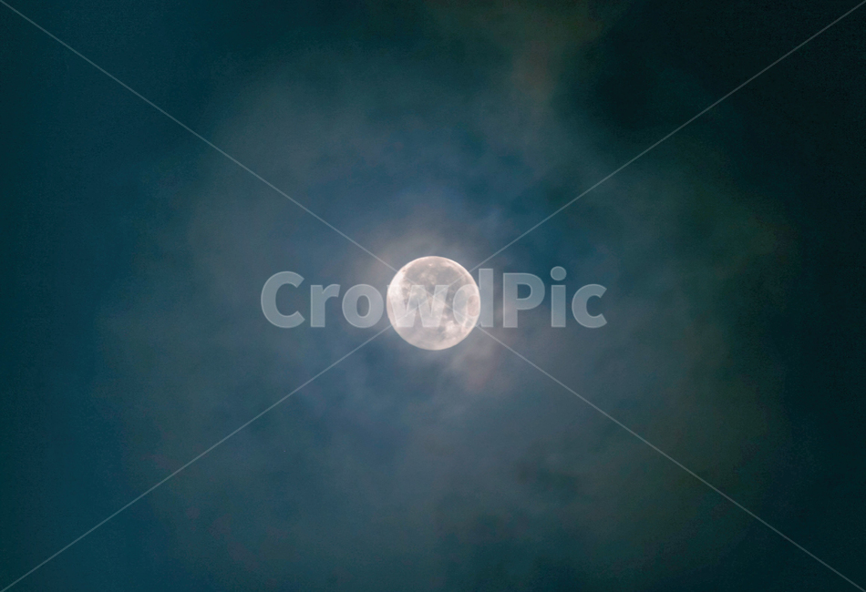 야경,하늘,풍경,달,보름달,moon,달빛,moonlight,light,빛,자연,night,밤,저녁,nightphotography,sky,landscape,cloud,달무리,구름,fullmoon,nature,outdoors,옥외,outer space,대기권 밖,astronomy,천문학,universe,우주