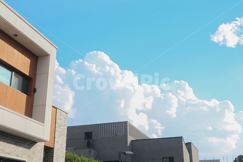 하늘,구름,하늘풍경,날씨,솜사탕구름,맑음,풍경,건축물,건물외관,exterior,building,structure,architecture,construction