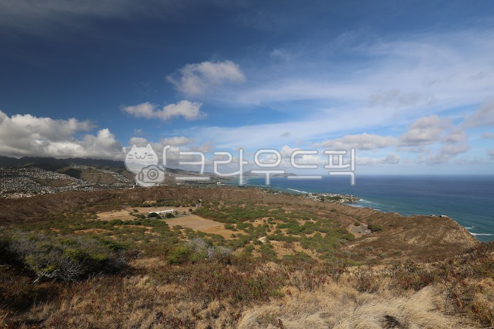 diamondhead,다이아몬드헤드,trekking,트레킹,자연,outdoors,옥외,hawaii,nature,crater,분화구,forest,tree,landmark,shoreline,해안선,ocean,background