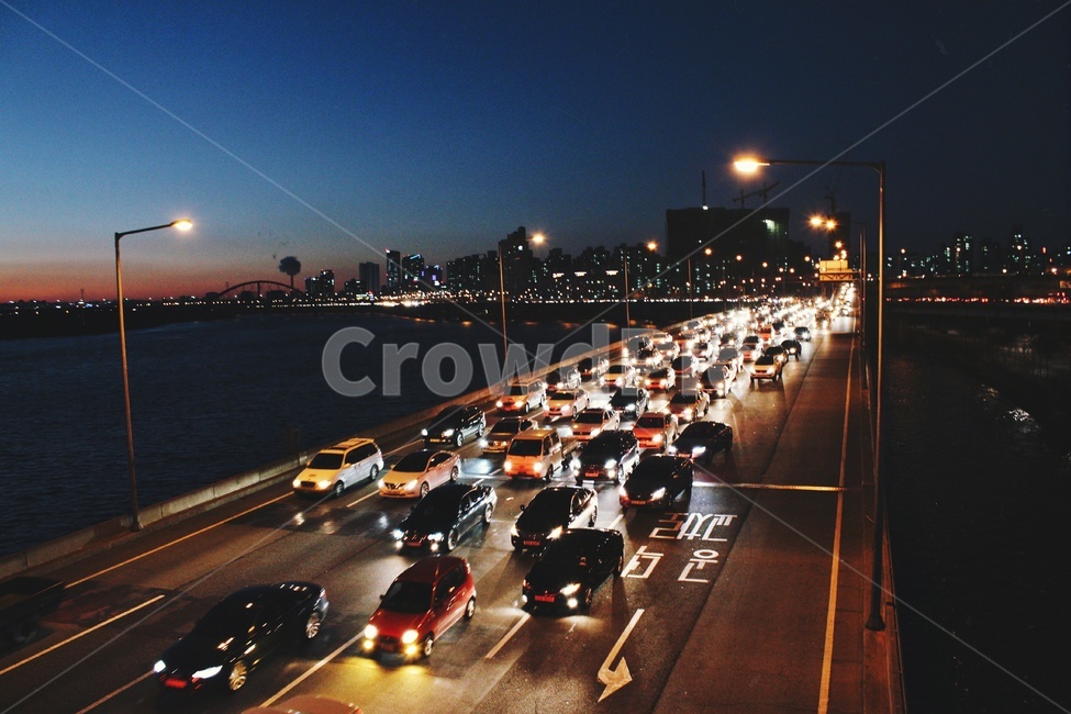 한강,야경,도로,자동차,가로등,야경,밤,풍경,nightscape,night,landscape,도시,city,한국도시풍경,한국도시경관,korea cityscape,교통,교통수단,traffic,transportation,road,vehicle,차량,automobile,car,차