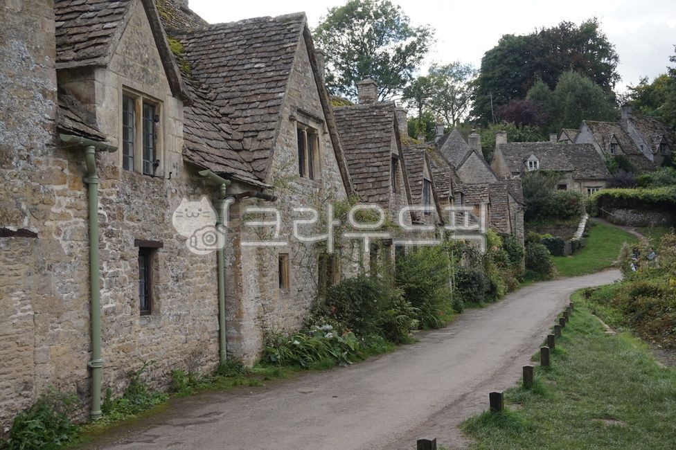 바이버리,영국,집,오래된집,시골집,중세시대집,코츠월드