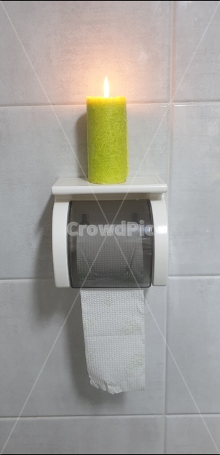 화장실,화장지,휴지,펄프,사물,candle,paper,촛불,물건,양초,캔들,빛,인테리어,두루마리,티슈,bathroom,toilet,washroom,interior