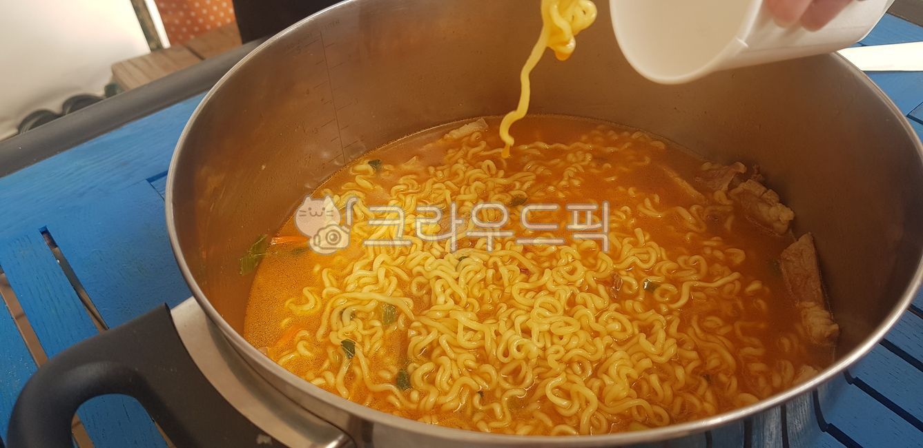 라면,종이컵,라면국물,bowl,사발,dish,요리,food,음식,meal,식사