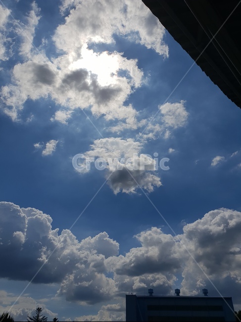 하늘,구름,여름,태양,광명,자연,풍경,nature,landscape,outdoors,옥외,sky,cloud,azure sky,푸른 하늘,cumulus,적운,weather,날씨