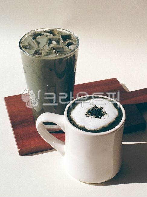 쑥라떼,녹차라떼,음료,라떼,beverage,cup,coffeecup,mug