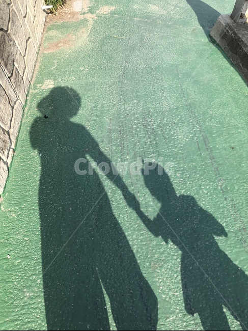 그림자,모녀,엄마,아기,길거리