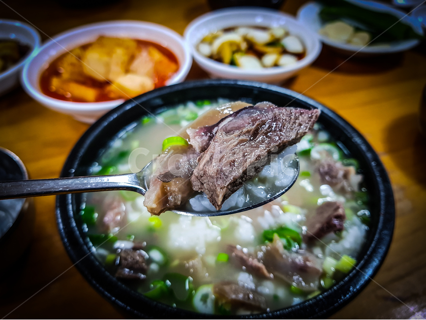 국밥,음식,소머리국밥,해장,뚝배기,음식,식재료,요리,food,cook,meal,dishes,food reserves,한식,한국음식,한국요리,korean food,korean dishes,korean meal,korean cook